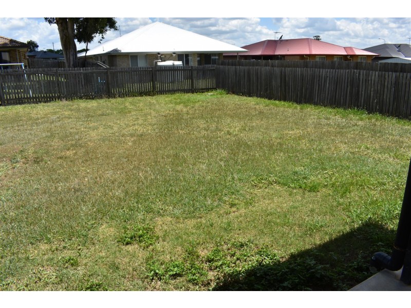 17 Riley Drive, Gracemere QLD 4702