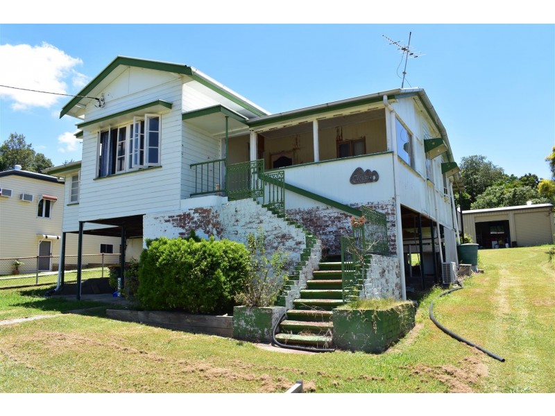 23 East Street, Mount Morgan QLD 4714