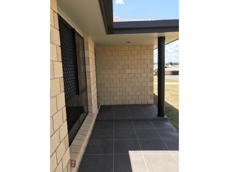 18 CONWAY COURT, Gracemere QLD 4702
