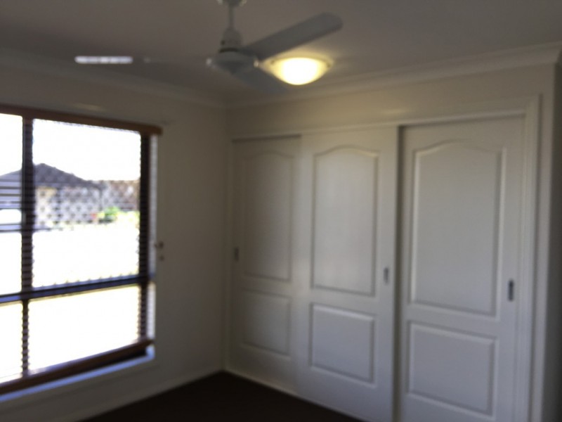 18 CONWAY COURT, Gracemere QLD 4702