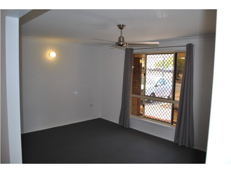 2a Buxton Drive, Gracemere QLD 4702