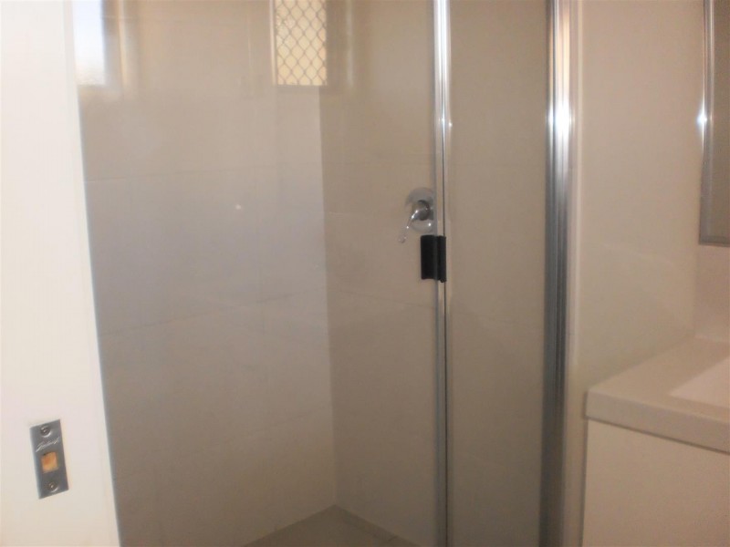 27 Viney Street, Gracemere QLD 4702