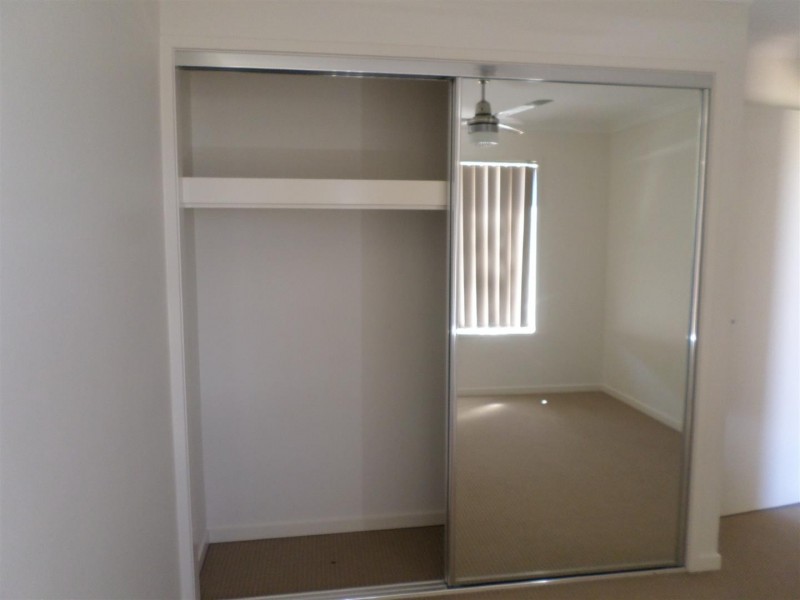 27 Viney Street, Gracemere QLD 4702