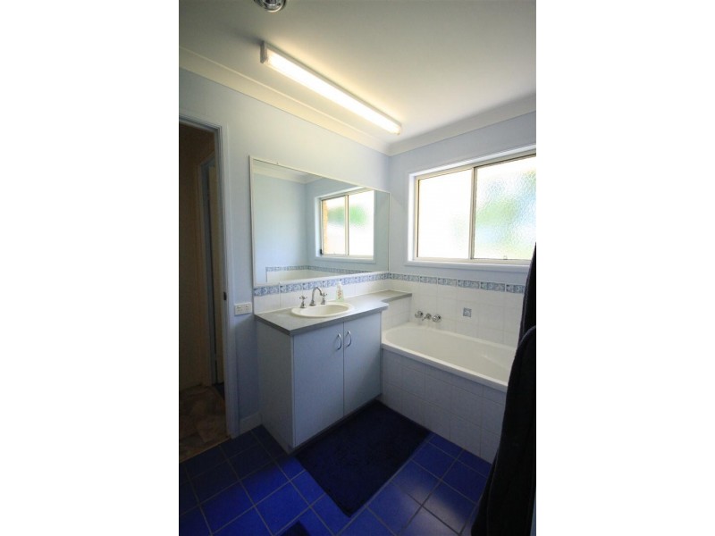 33 Boongary Road, Gracemere QLD 4702