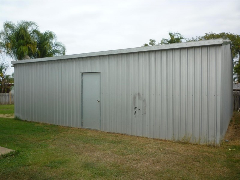 3 Barry Street, Gracemere QLD 4702