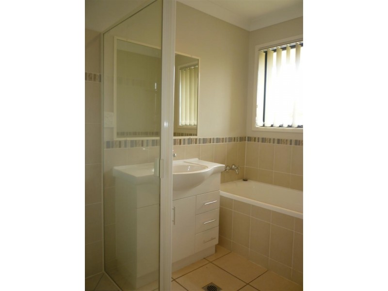 26 Gilmore Court, Gracemere QLD 4702