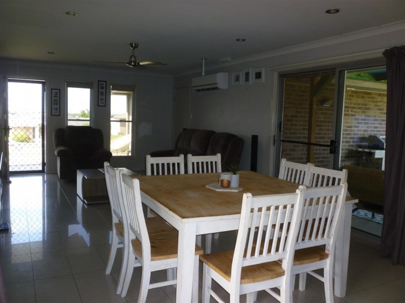 6 Lawson Court, Gracemere QLD 4702