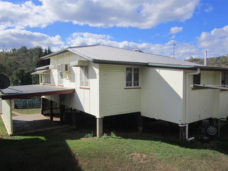 76 Dee Street, Mount Morgan QLD 4714