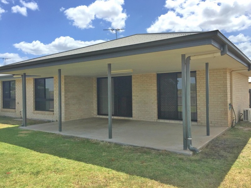 12 William Close, Gracemere QLD 4702