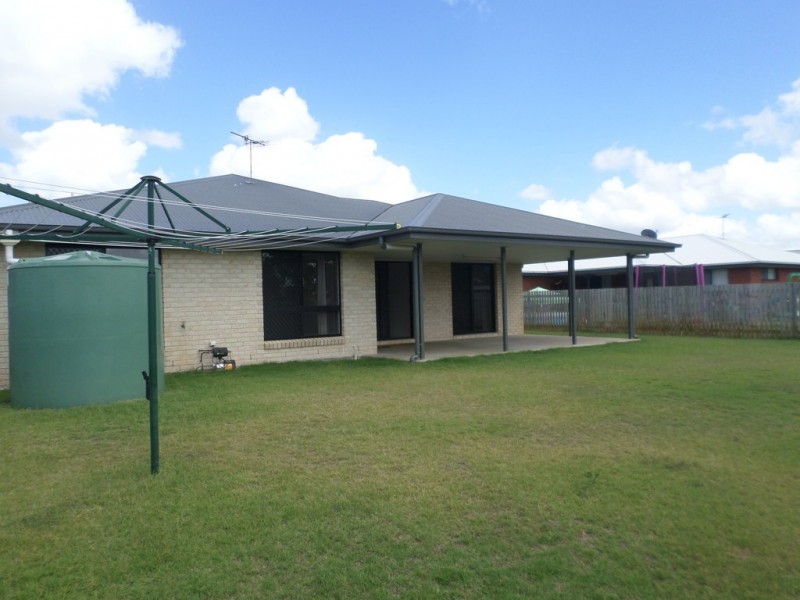 12 William Close, Gracemere QLD 4702