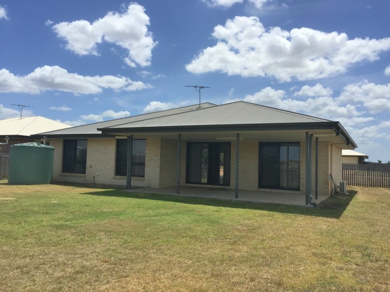 12 William Close, Gracemere QLD 4702