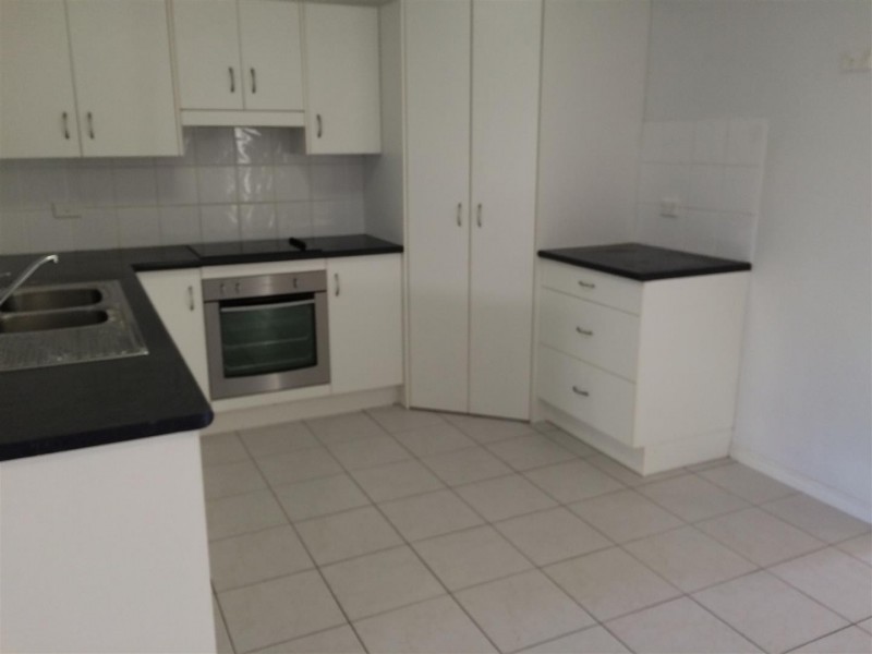 6 Isabel Court, Gracemere QLD 4702