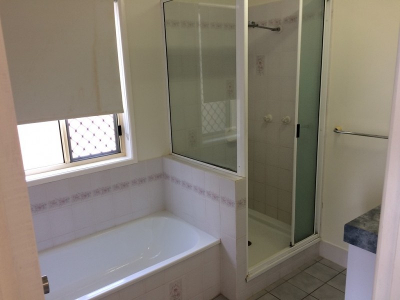 79 Donovan Crescent, Gracemere QLD 4702