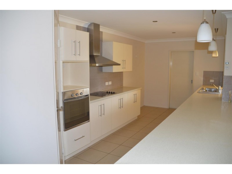 39 Origano Avenue, Gracemere QLD 4702