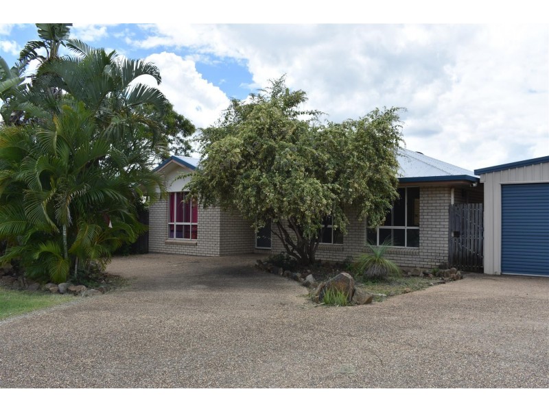 11 Rosewood Av, Gracemere QLD 4702