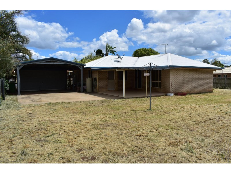 11 Rosewood Av, Gracemere QLD 4702