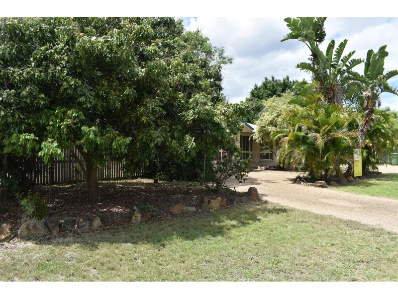 11 Rosewood Av, Gracemere QLD 4702