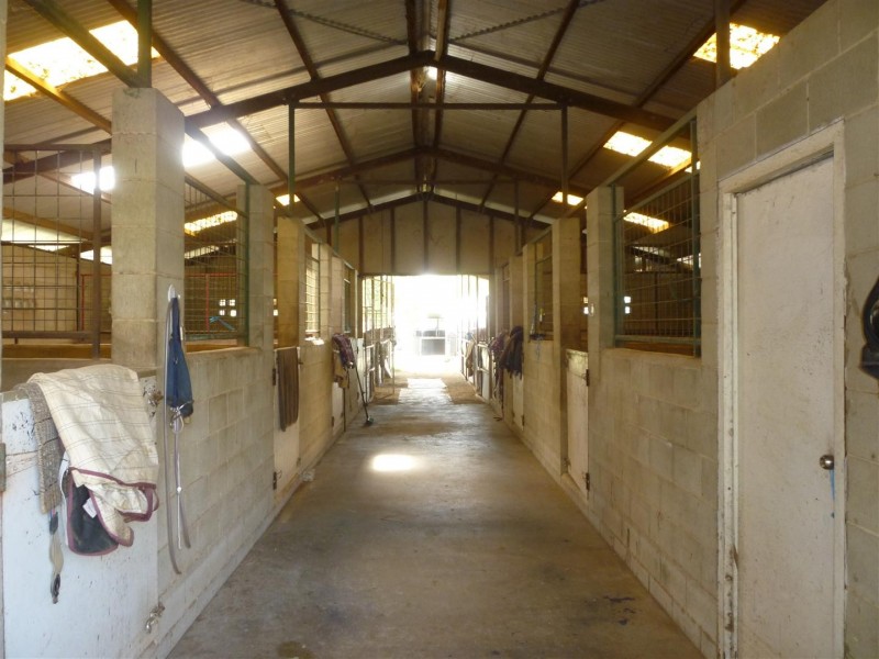 217 Lakes Creek Road, Berserker QLD 4701