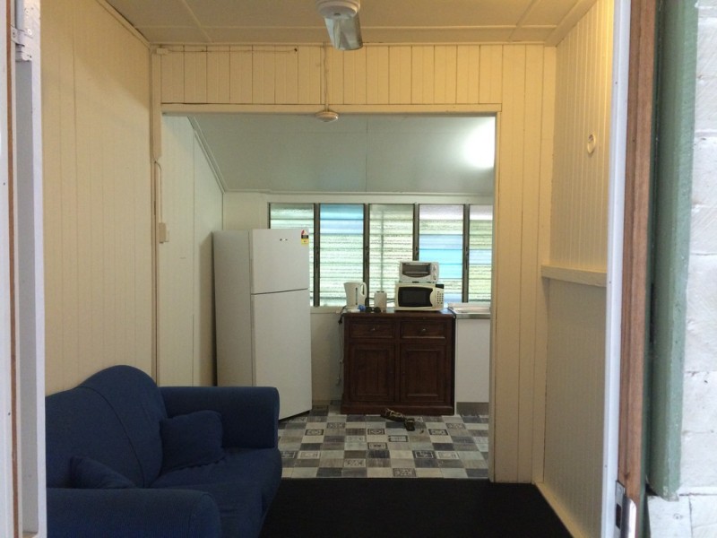 2/2 Morgan Street, Mount Morgan QLD 4714