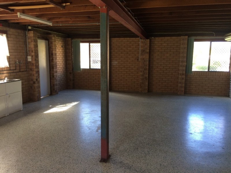 2 Clara Place, Gracemere QLD 4702