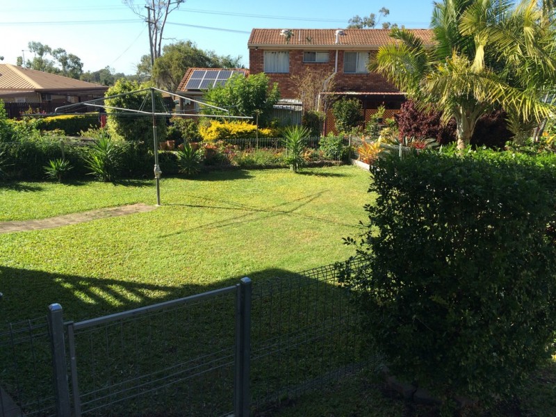 2 Clara Place, Gracemere QLD 4702