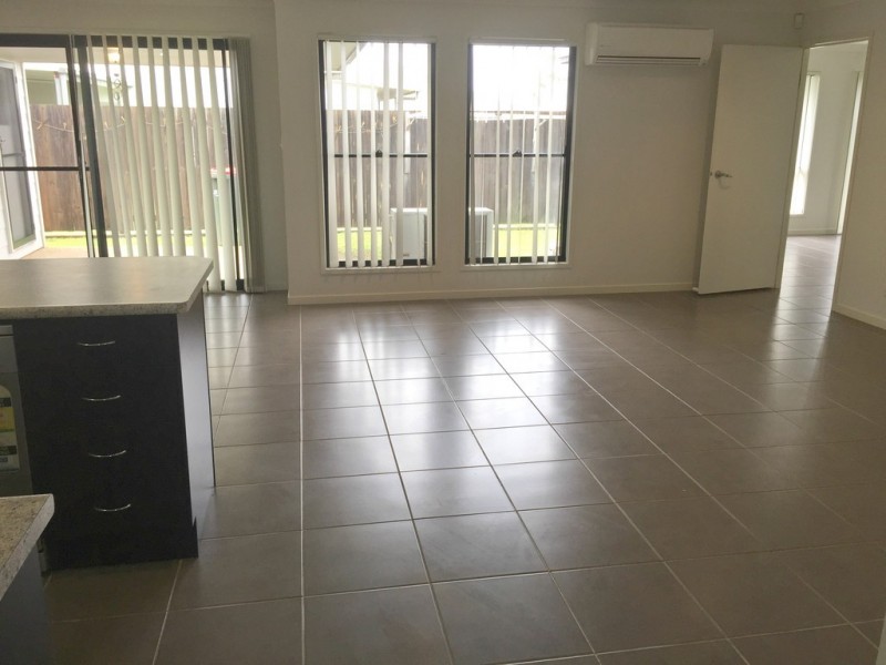 2 Tippett Crescent, Gracemere QLD 4702