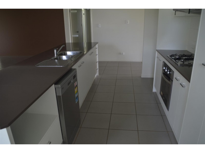 37 Doongarra Crescent, Gracemere QLD 4702