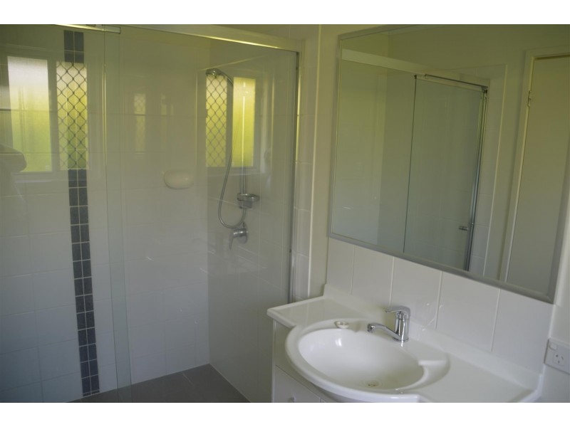 37 Doongarra Crescent, Gracemere QLD 4702