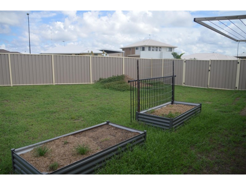 37 Doongarra Crescent, Gracemere QLD 4702