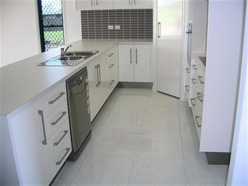 6 Thomas Street, Gracemere QLD 4702