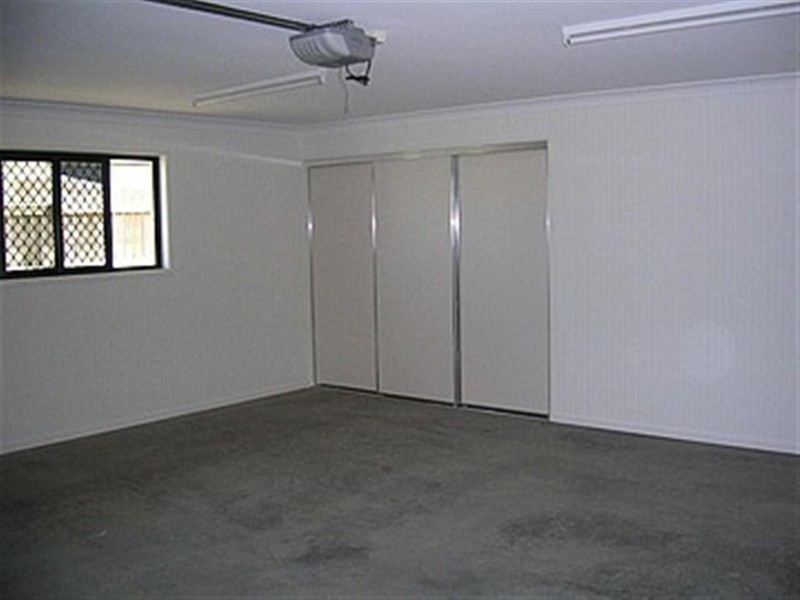 6 Thomas Street, Gracemere QLD 4702