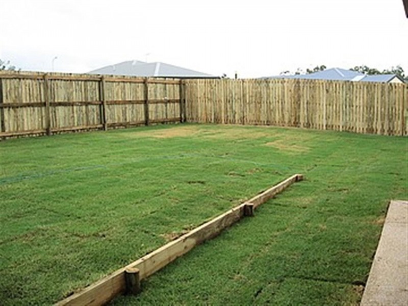 6 Thomas Street, Gracemere QLD 4702