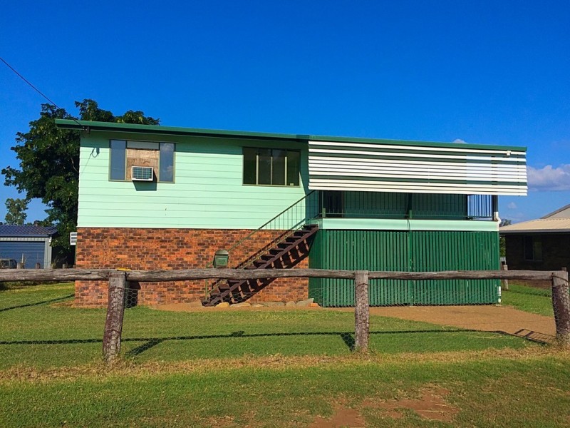 37 Cowan Street, Gracemere QLD 4702