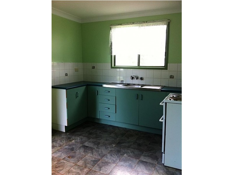 37 Cowan Street, Gracemere QLD 4702