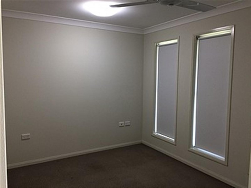 19 Jamie Crescent, Gracemere QLD 4702