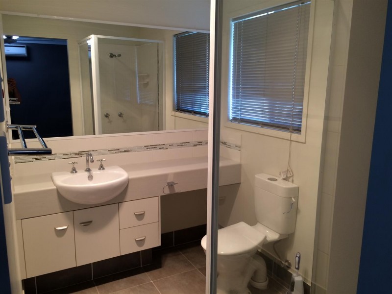 19 Jamie Crescent, Gracemere QLD 4702