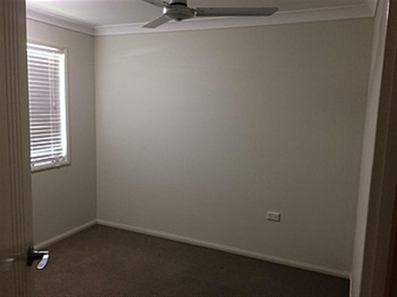 19 Jamie Crescent, Gracemere QLD 4702