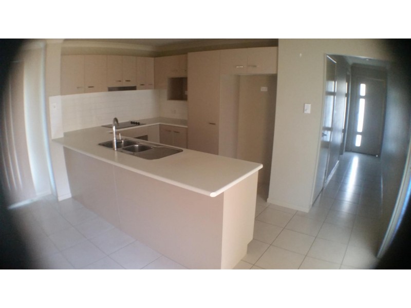 44 John Oxley Drive, Gracemere QLD 4702