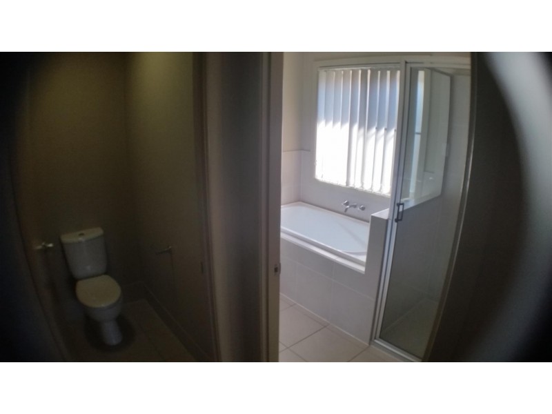 44 John Oxley Drive, Gracemere QLD 4702