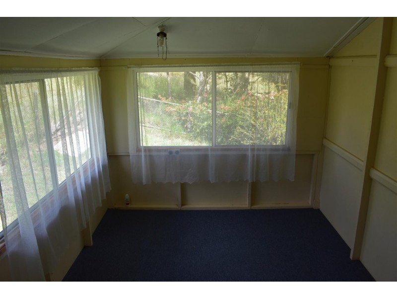 115 Morgan Street, Mount Morgan QLD 4714