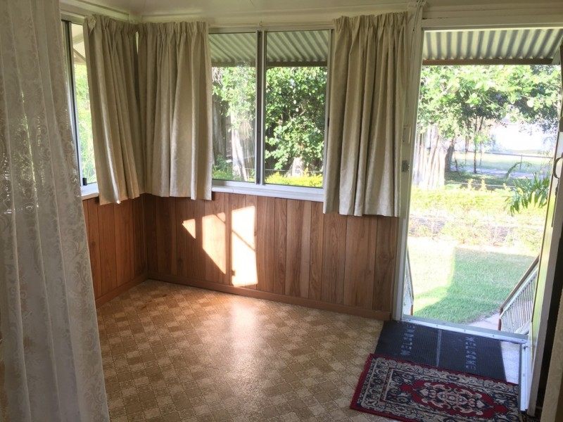 4/352 Lakes Creek Road, Koongal QLD 4701