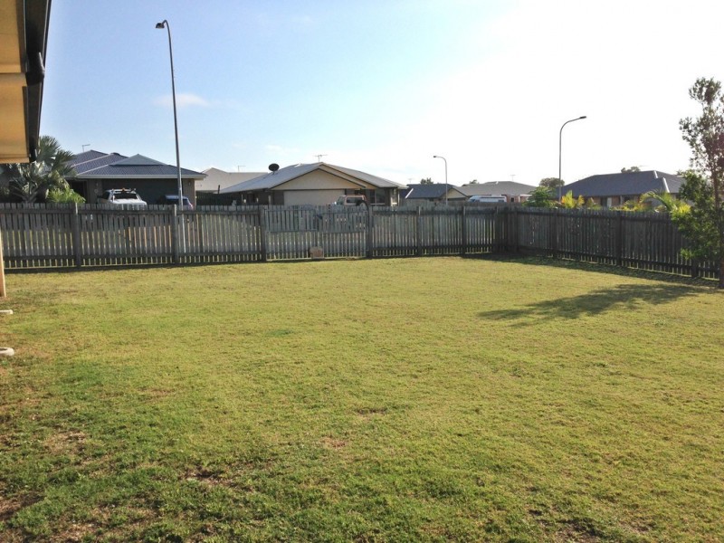 1 Riley Drive, Gracemere QLD 4702