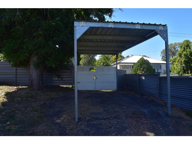 81 James Street, Mount Morgan QLD 4714