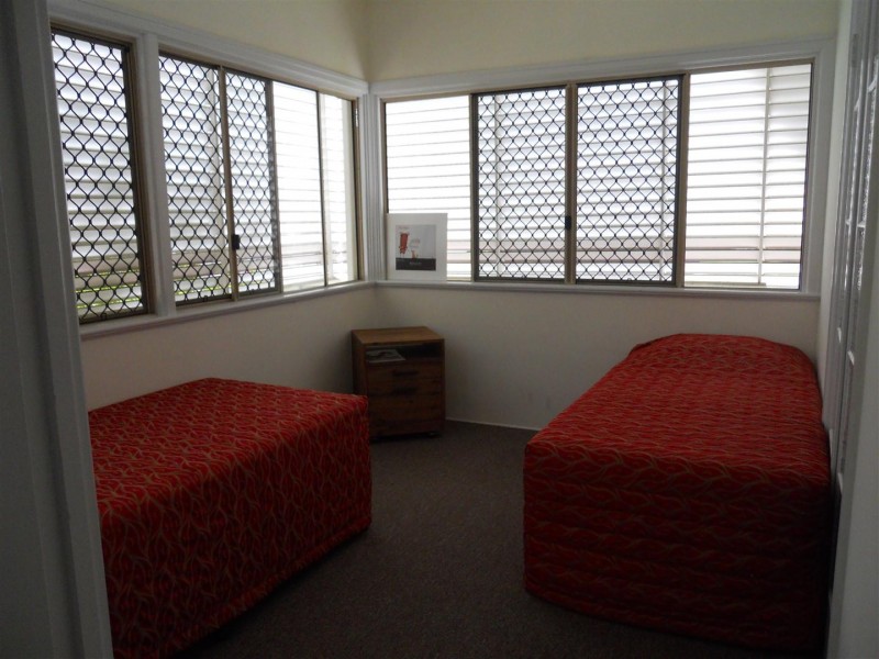 33 Spencer Street, The Range QLD 4700