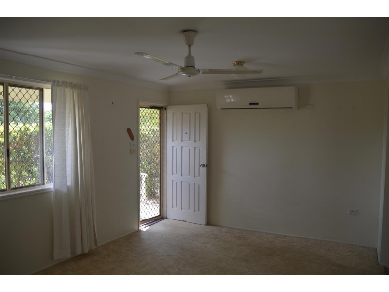 16 Gleeson Close, Gracemere QLD 4702