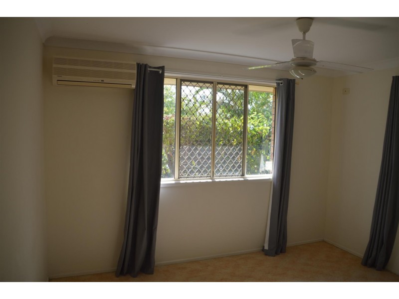 16 Gleeson Close, Gracemere QLD 4702