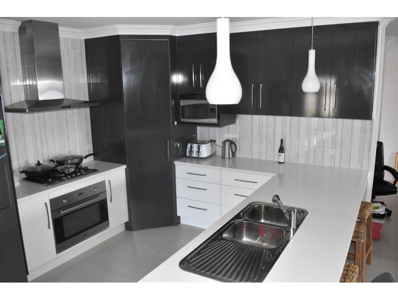 26 Govind Court, Gracemere QLD 4702