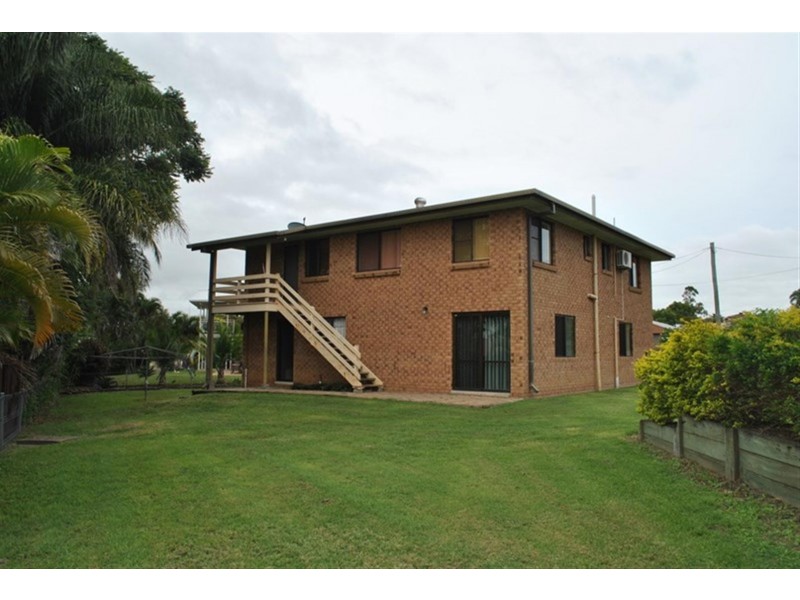 2 Clara Place, Gracemere QLD 4702