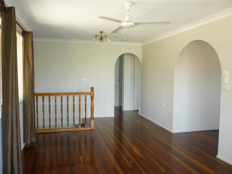 2 Clara Place, Gracemere QLD 4702