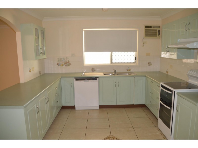 106 Donovan Crescent, Gracemere QLD 4702